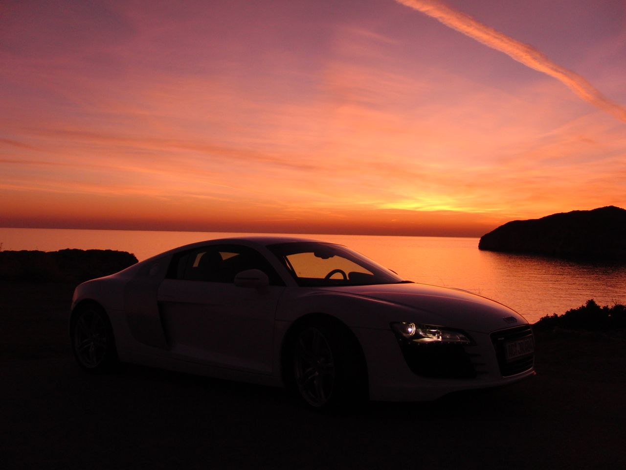 R8.jpg
