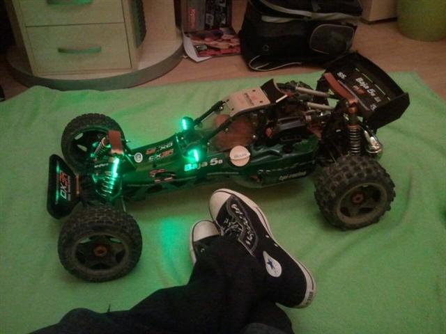 148549_179280792085891_100000119151565_675391_5343089_n (Small).jpg